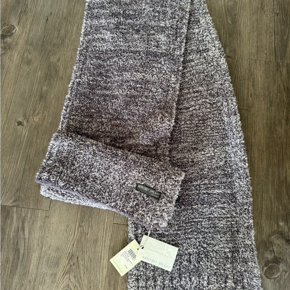Barefoot Dreams Cozy Heathered Gray Scarf